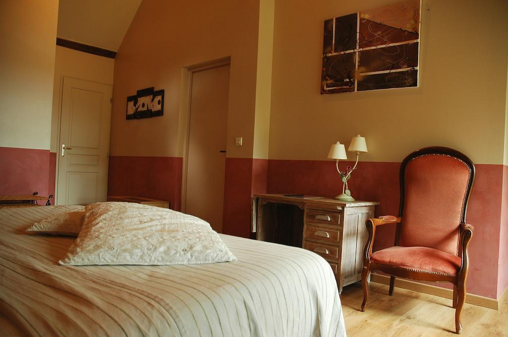 Les Pierres D'Aurele Chambres D'Hotes Saint-Georges-sur-Cher Kamer foto