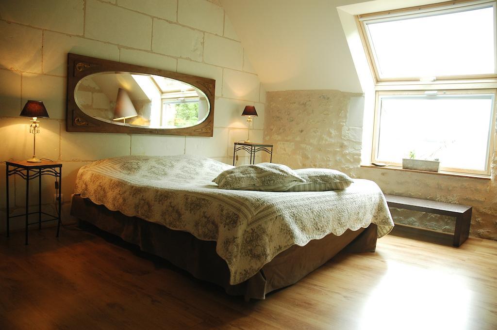 Les Pierres D'Aurele Chambres D'Hotes Saint-Georges-sur-Cher Kamer foto