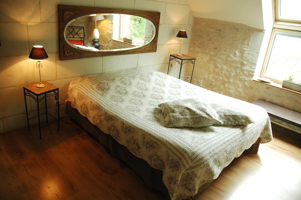 Les Pierres D'Aurele Chambres D'Hotes Saint-Georges-sur-Cher Kamer foto